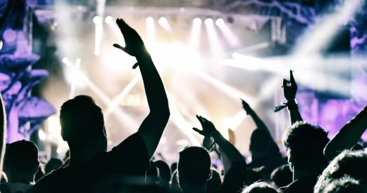 muzyka-dla-pa---2026-----dzie---kobiet-w-mie--cie--auto-1805